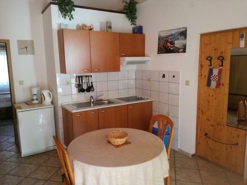 Apartmani Marijana Селце Екстер'єр фото